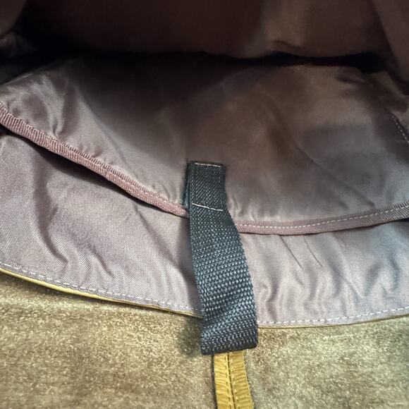 Le Donne Leather Collection Vintage Minimalist Crossbody Messenger Bag - Picture 10 of 15